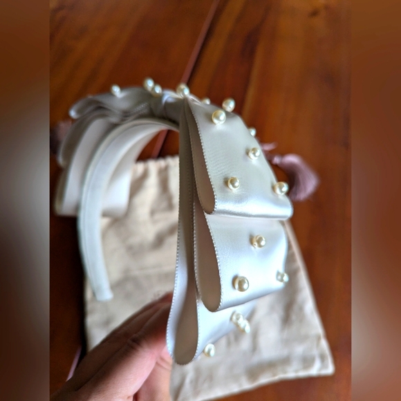 Jennifer Behr Bow Headband with Pearls - Picture 4 of 5